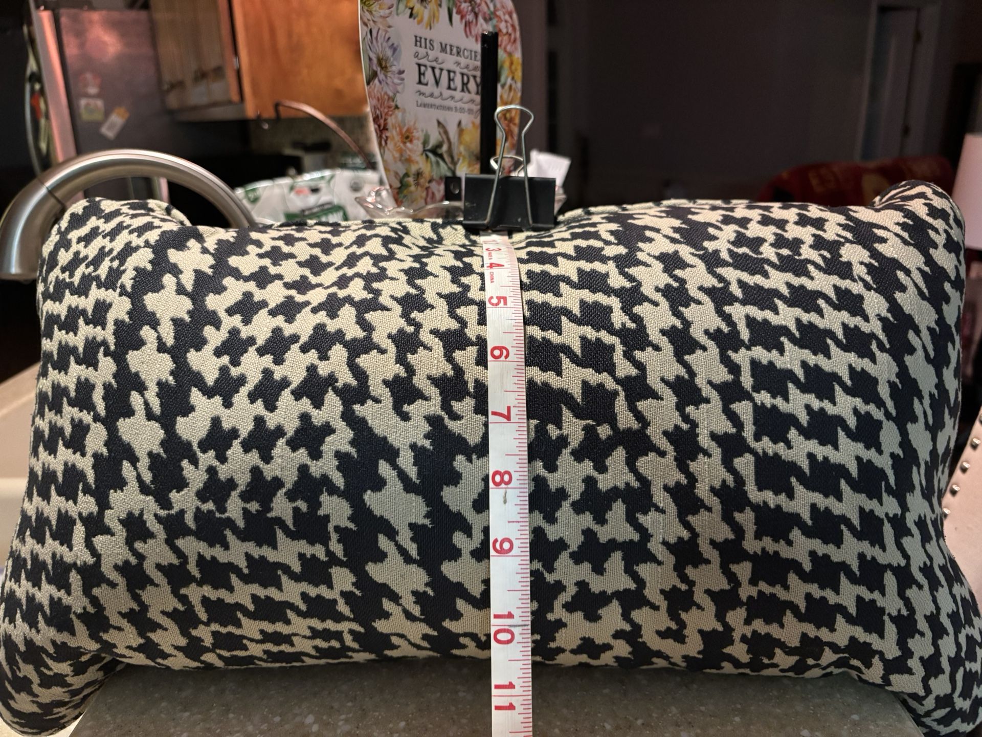 Pillow - Decorative $10