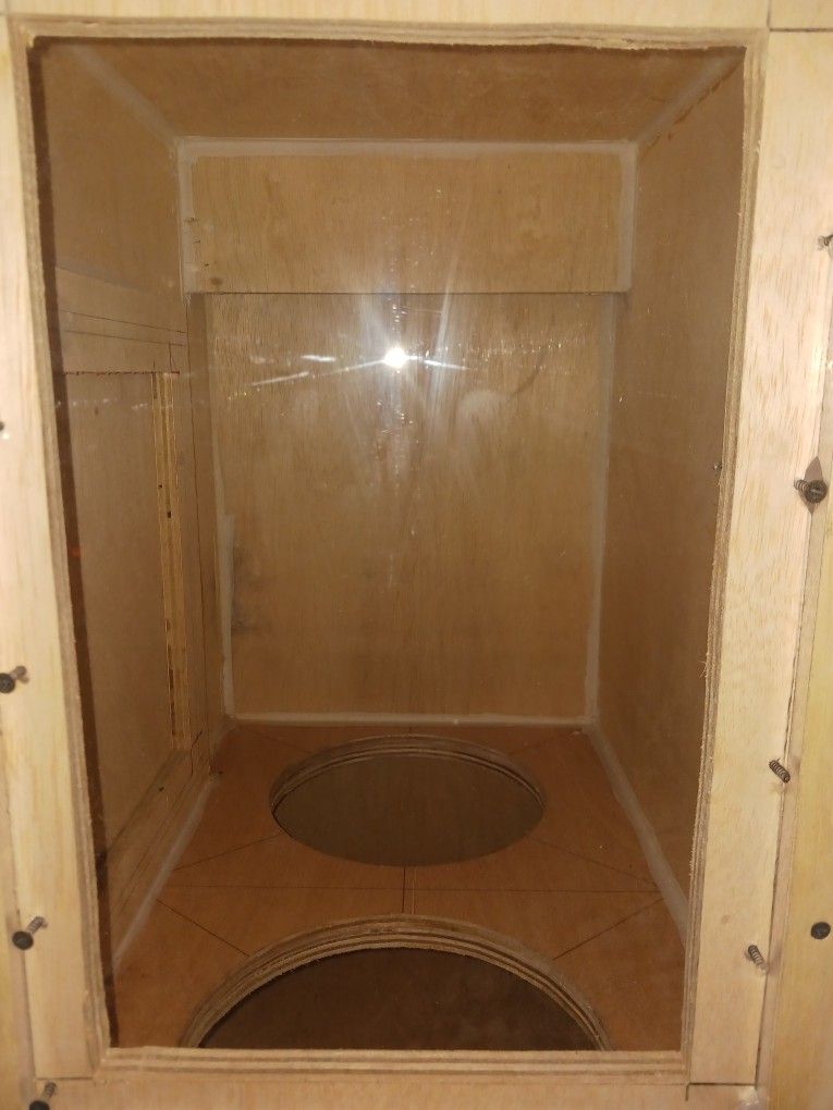 6th Order Bandpass Box ( Birch wood )