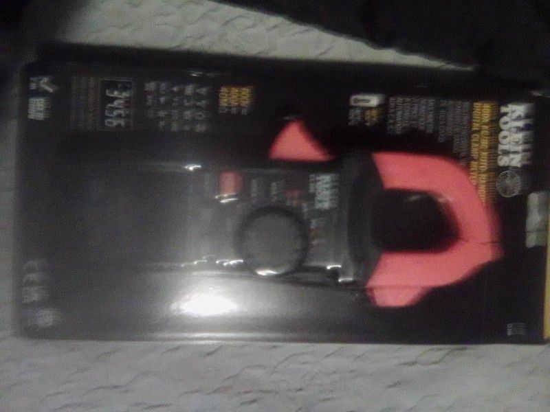 Klein Tool Digital Clamp Meter 400 Ac/Dc