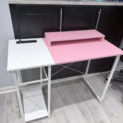 Pink Gaming Desk and Chair 