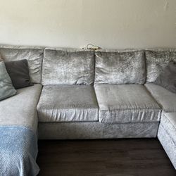 3 Piece Couch 