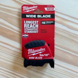 Measuring Tape - Milwaukee