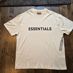 Fear of God
Essentials  SS20 T-Shirt Size Medium