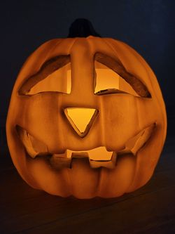 🎃 Bring the Magic of Halloween Home: Jack-o-Latern (The Perfect Pumpkin), No Carving Required