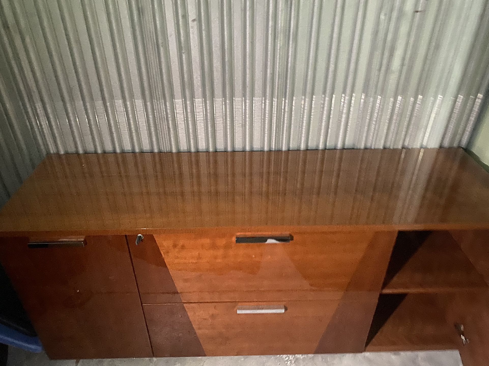 Stored Gabinnet