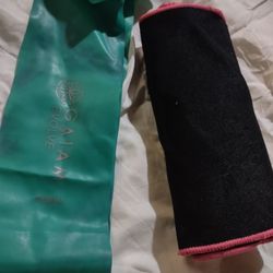 Yoga Mat With Rubber Band Exercise Thing And Waistbelt