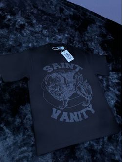 Men’s black shirt