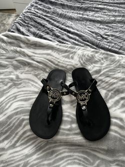 Michael Kors slides size: 6-6.5 $20