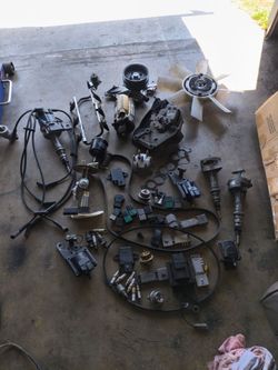 3.0l vulcan engine parts ( sold as bundle not separately)