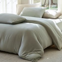 Soft Bamboo Duvet Cover – King/Cal King 🌿