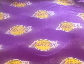 LA Lakers Snuggie - Excellent Condition - One Size fits Most