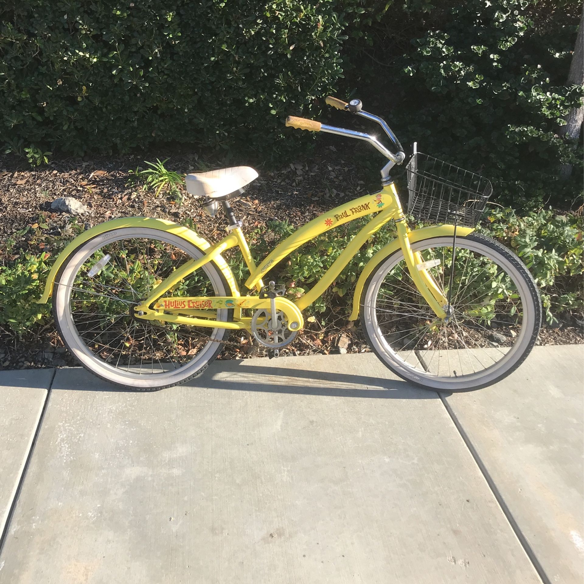Beach cruiser yellow hotsell