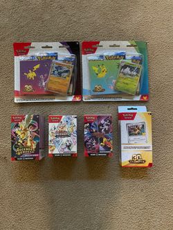 Pokémon sealed product 30th anniversary-prismatic evolutions