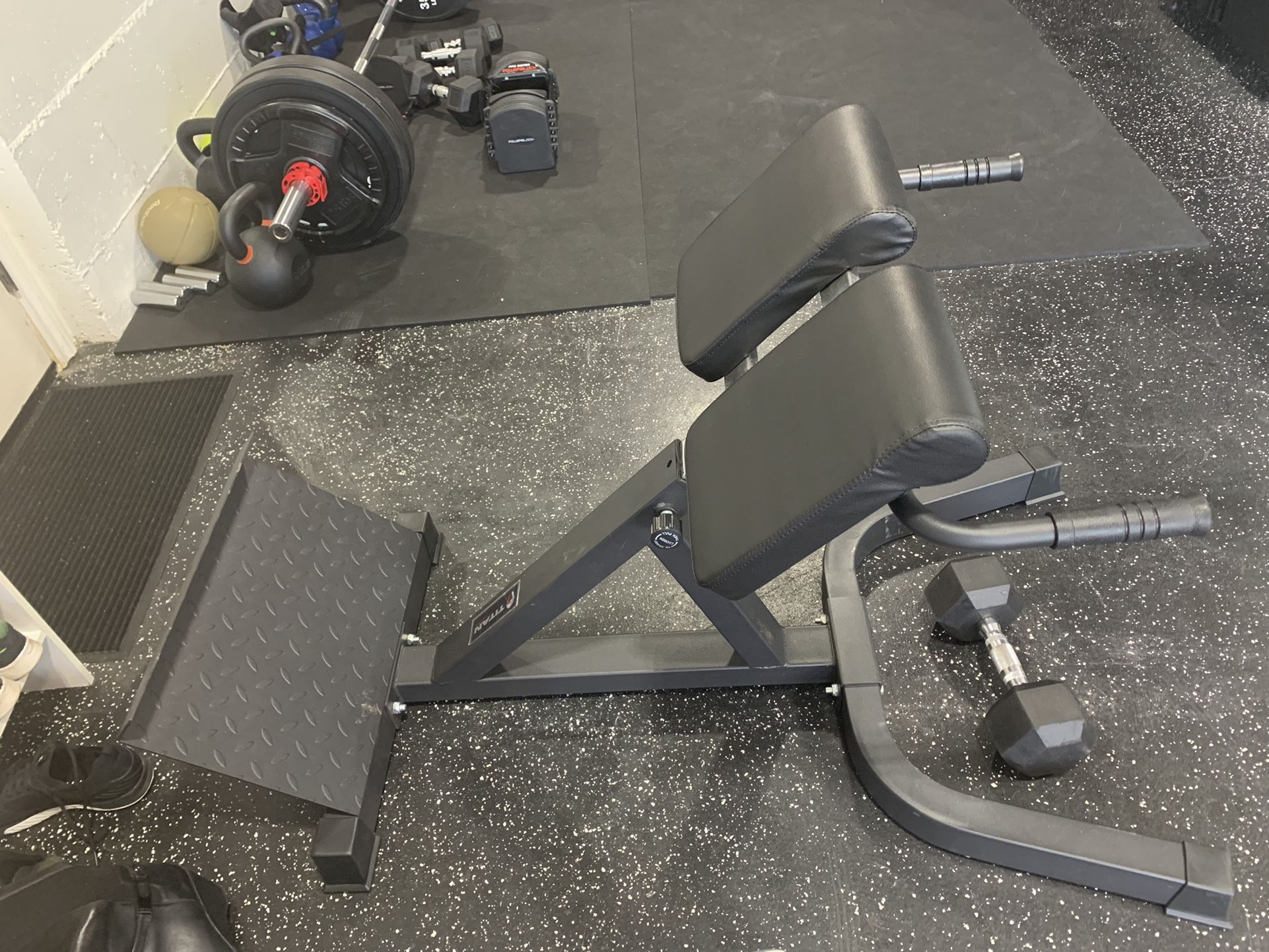 Titan Fitness Roman Chair Back Hyperextension