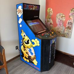 1990 Trog Arcade Cabinet 