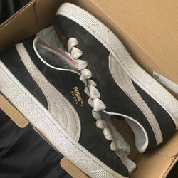 Puma Suedes 