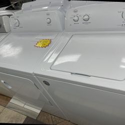 Roper Top Loader Washer And Dryer Set AQQ1