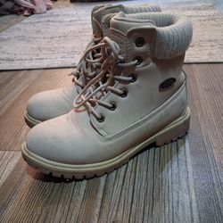 Womens size 7Lugz Lace-Up Ankle Boots