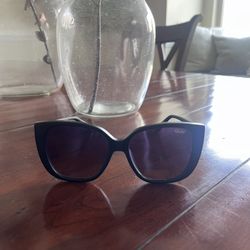Women’s Quay Sunglasses