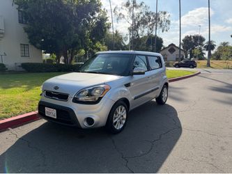 2012 Kia soul LOW MILES