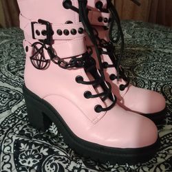 Blackcraft Pale Pink Boots Size 7