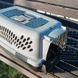 Pet  Carrier 