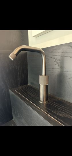 Watermark Titanium Bath Fixtures - Display Model
