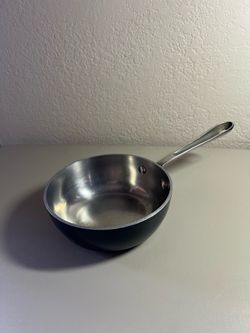 ALL-CLAD LTD 2.5 quart Stainless Steel Sauce Pot - excellent condition