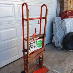 Hand truck dolly In Moving Dolly In Very Good Condition 
