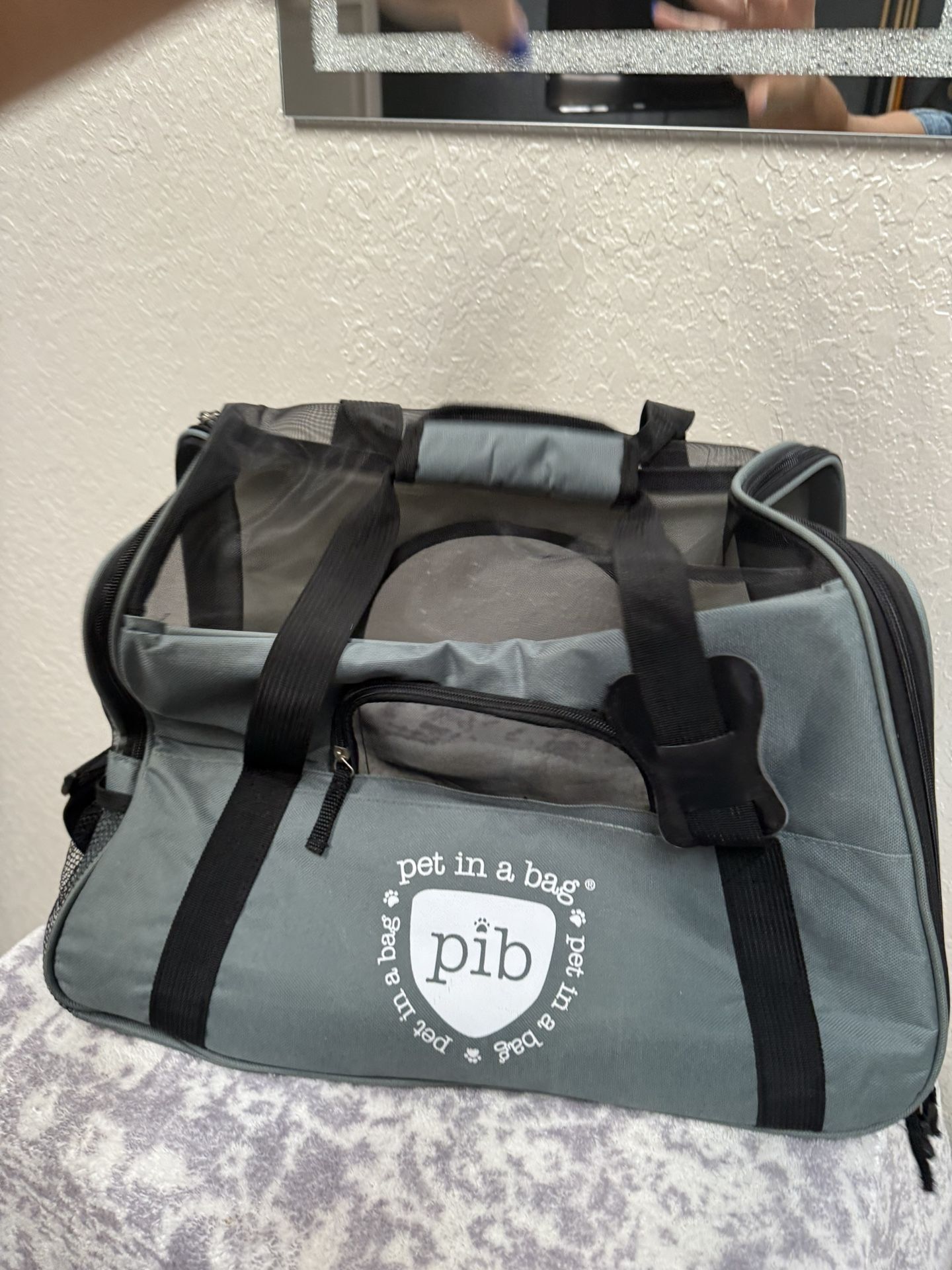 PET CARRIER