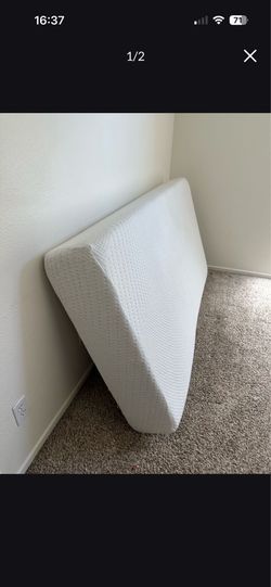 Single bed mattress