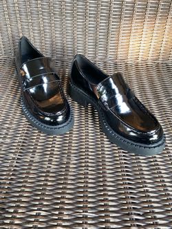 Madden Girl Black Loafers 6.5 Women
