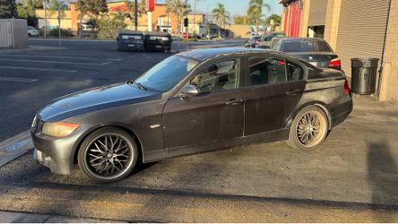 2006 BMW 325i