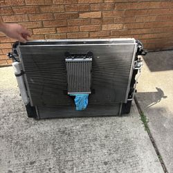 2019-2022 Mercedes Sprinter 3.0L Radiator/Intercooler/Condensor/Trans Cooler/ Plastics