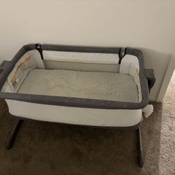 Bedside Baby Bassinet 