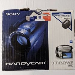 Sony Handycam DVD 650 