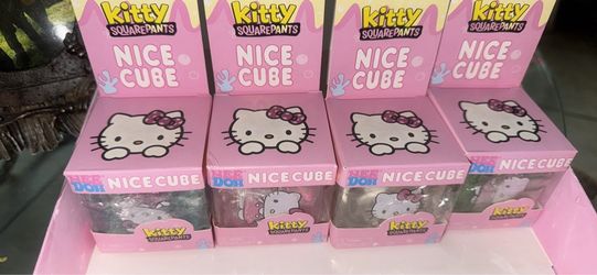 Hello kitty cube