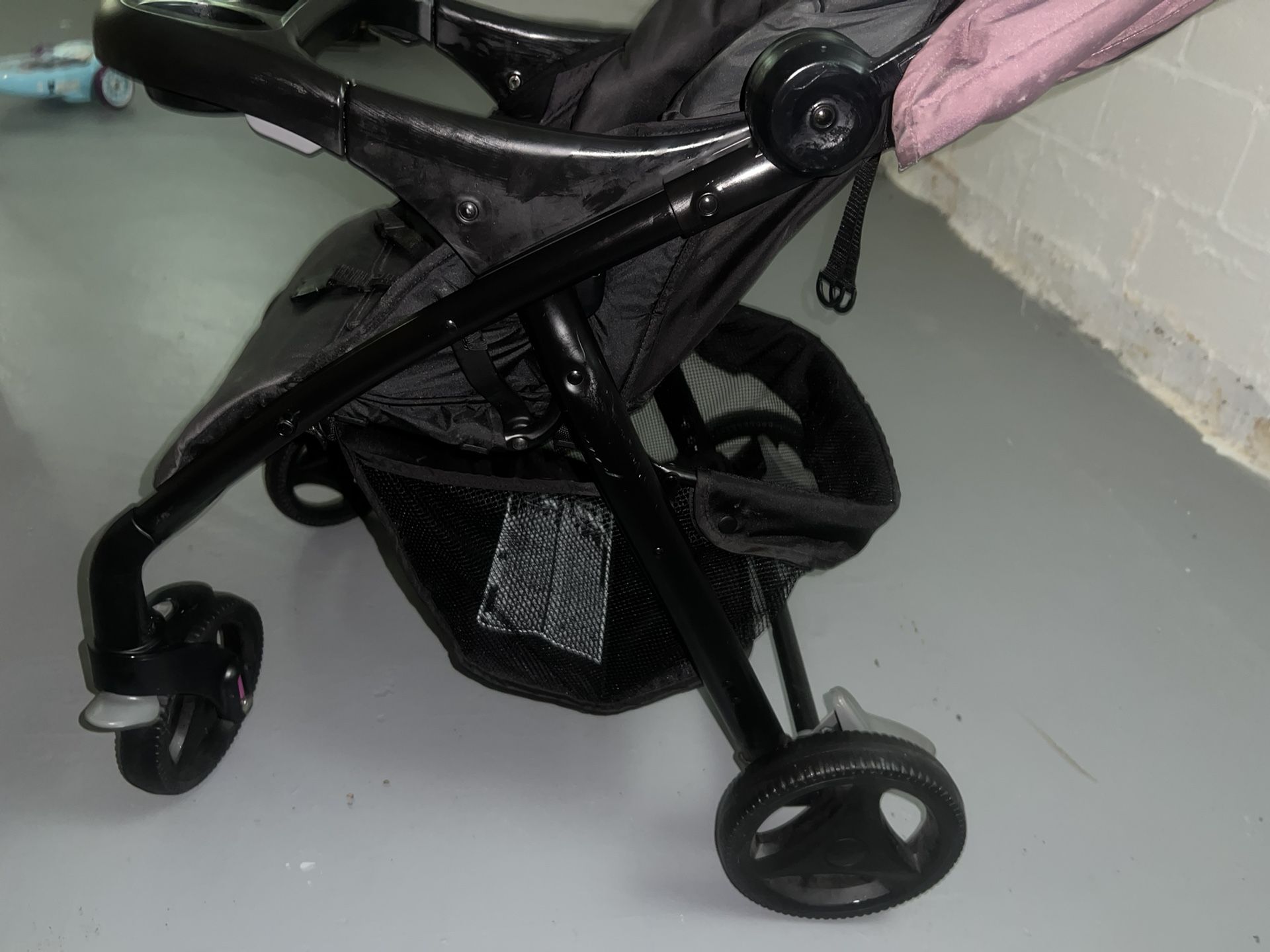 GRACO BABY STROLLER  FOR SALE