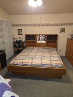 California King Honey Oak Storage Platform Bed with Pier Headboard