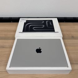 14" MacBook Pro M3 Pro 11 Core*512GB SSD*18GB RAM 