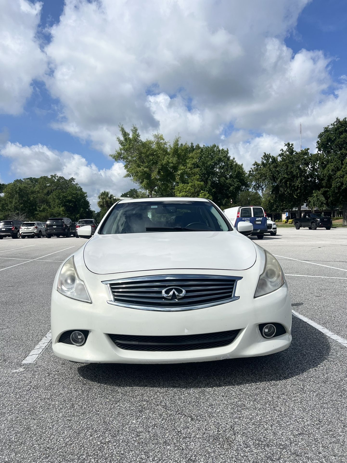 2013 Infiniti G37