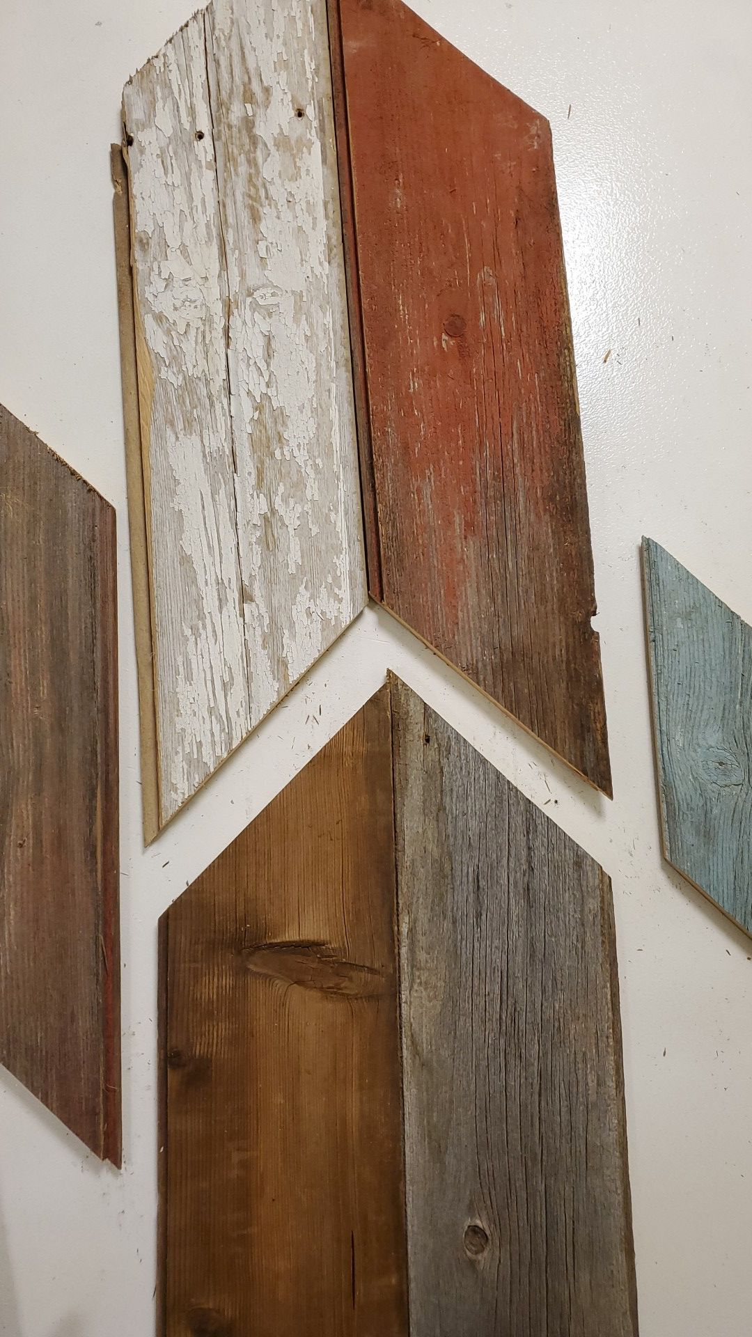 Pre cut Chevron reclaimed wood wall tiles in colors