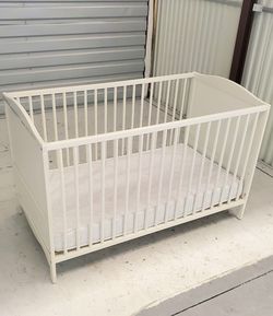 White Wooden Baby Crib with Mattress