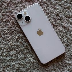 IPhone 13 Unlocked with Warranty 😊