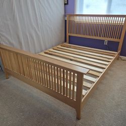 Wood Bed Frame For Queen Bed