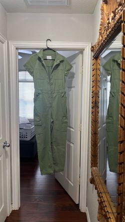 Fall Women’s cargo Romper super cute!