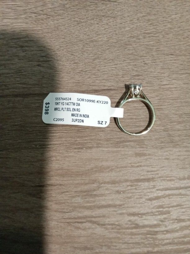 Real 10 Kt Gold Ring With 3 Diamonds Diamond Tested