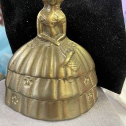 Solid brass Victorian made in BelleIn excellent condition as seen in the photos