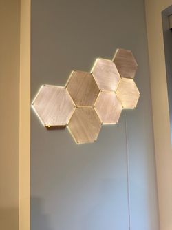 Nanoleaf Elements Wood-Look Hexagon smart lights - 7 panel starter kit.