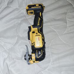 Dewalt  Xr  3 Speed  Multi Tool.  New